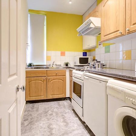 Oxford Street - Mayfair, Central London Budget Apartment Екстериор снимка