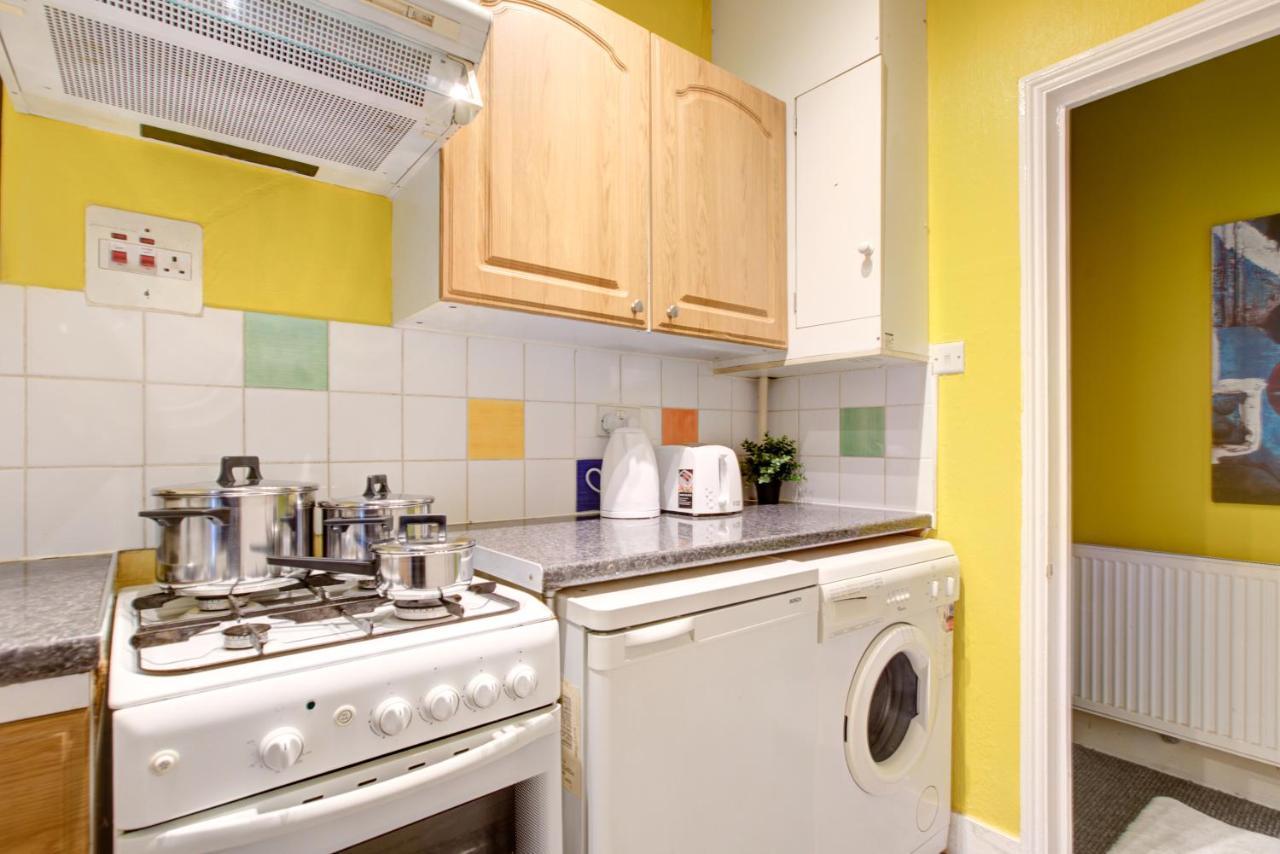 Oxford Street - Mayfair, Central London Budget Apartment Екстериор снимка