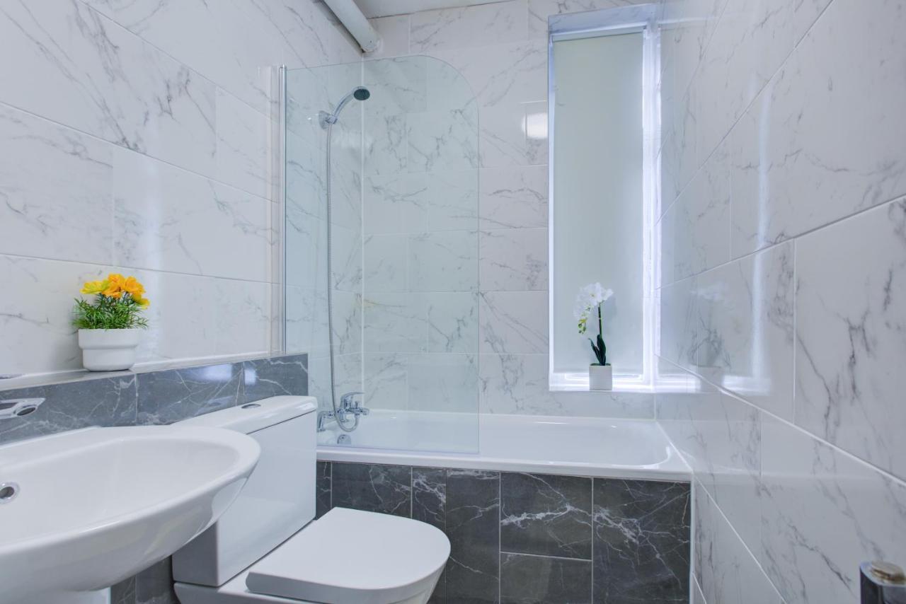 Oxford Street - Mayfair, Central London Budget Apartment Екстериор снимка