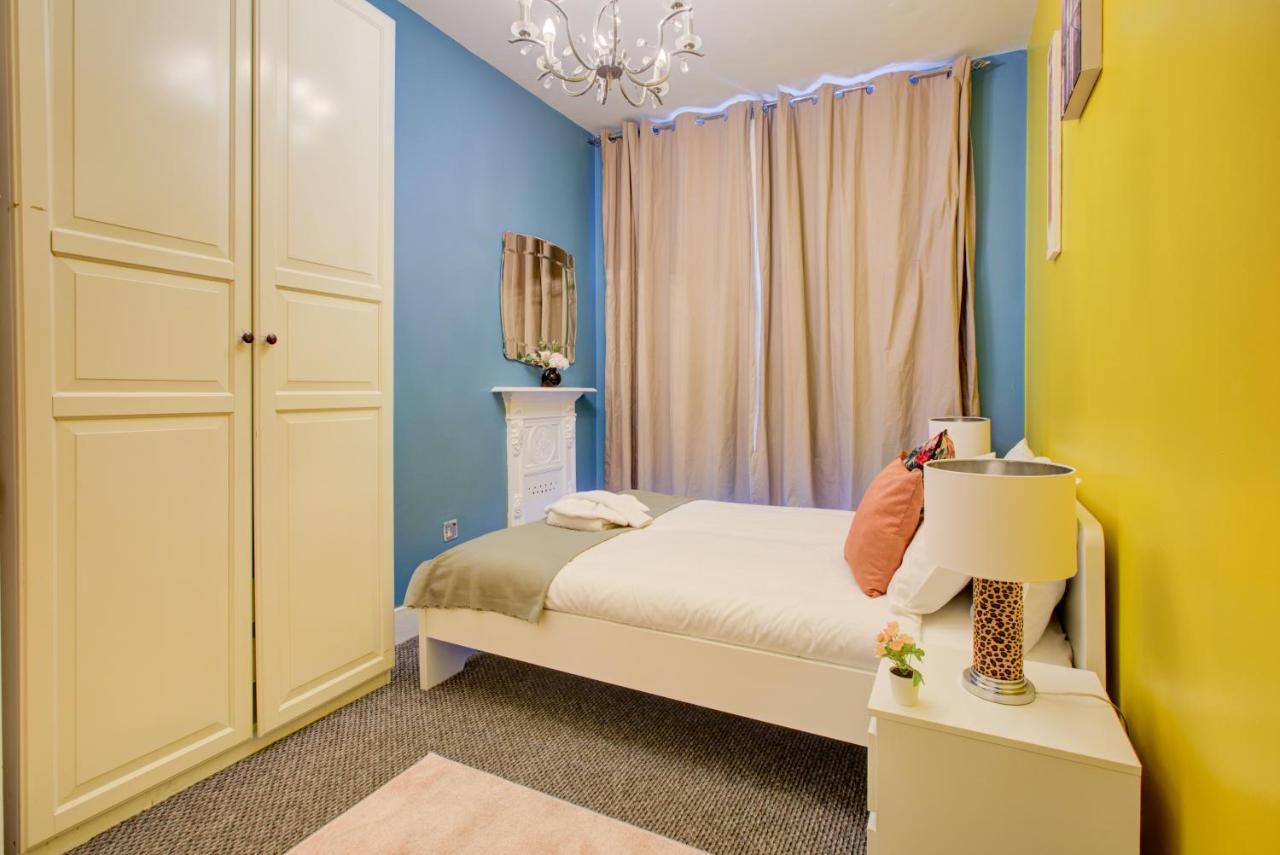 Oxford Street - Mayfair, Central London Budget Apartment Екстериор снимка