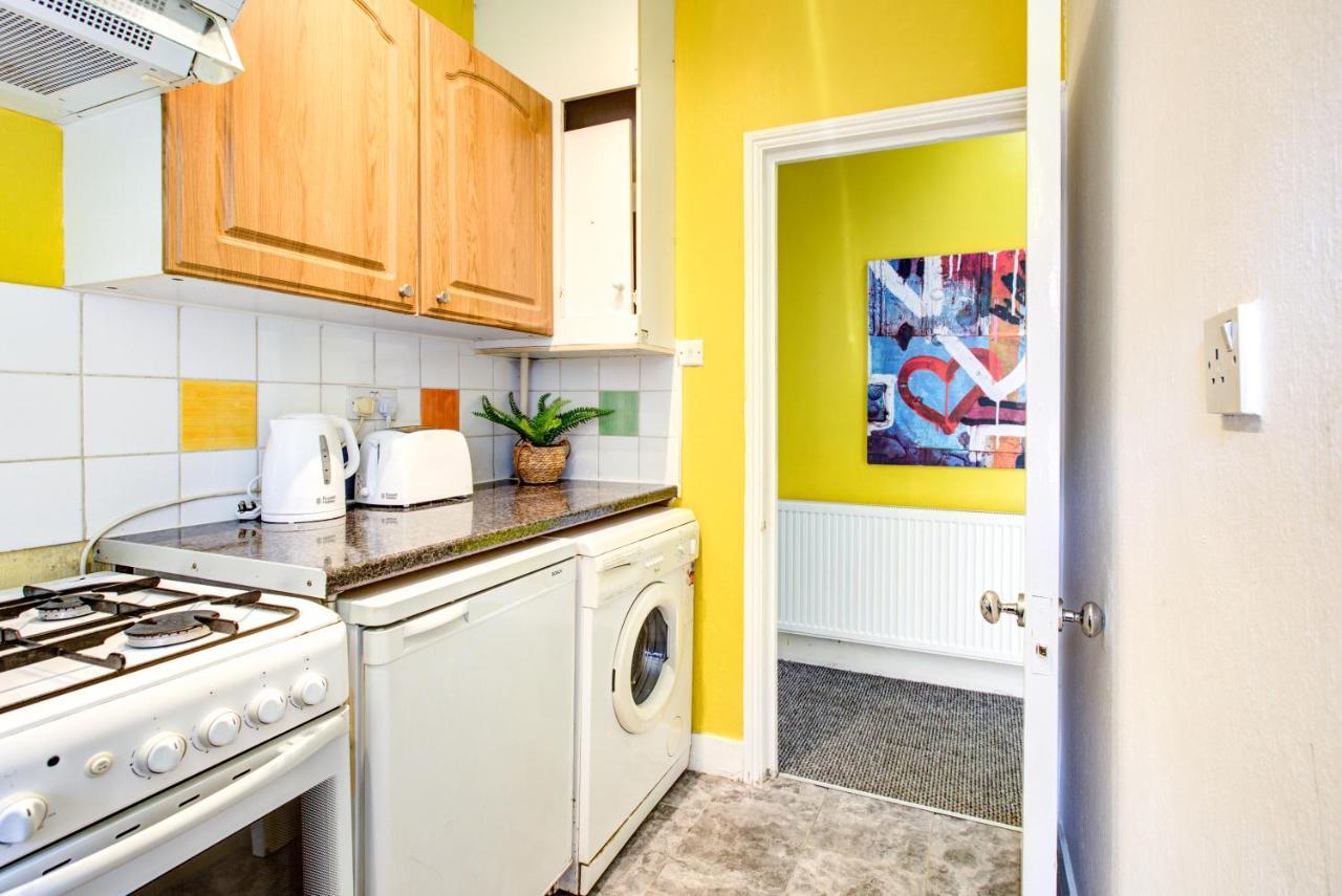 Oxford Street - Mayfair, Central London Budget Apartment Екстериор снимка